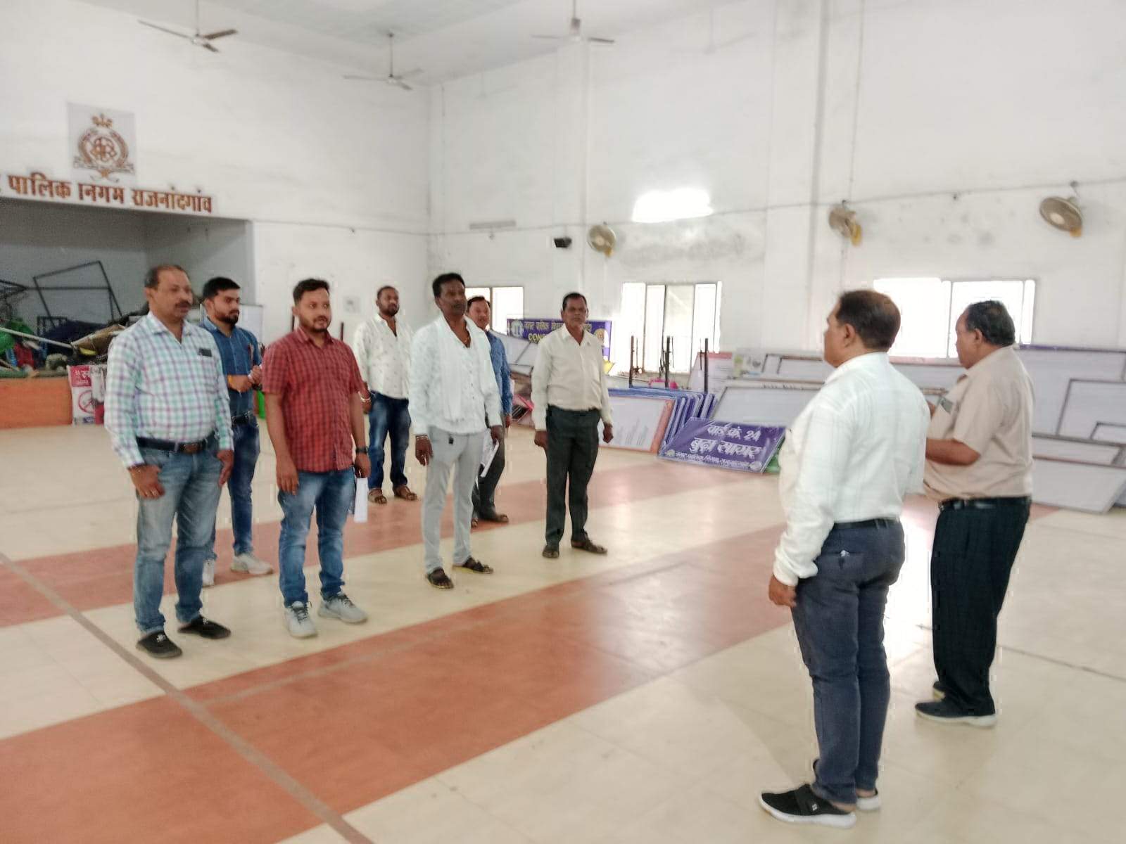 नगर निगम में भारत के संविधान  उद्देशिका का पठन किया गया