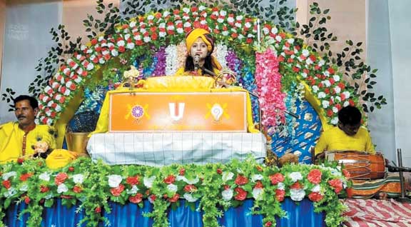 संतोष सबसे बड़ा धन-आकृति तिवारी संतोष सबसे बड़ा धन-आकृति तिवारी