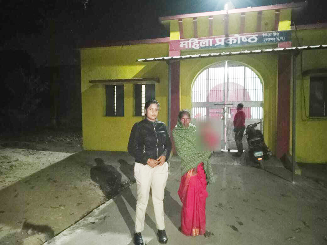 भाई के साथ मिलकर महिला ने की पति की पिटाई भाई के साथ मिलकर महिला ने की पति की पिटाई