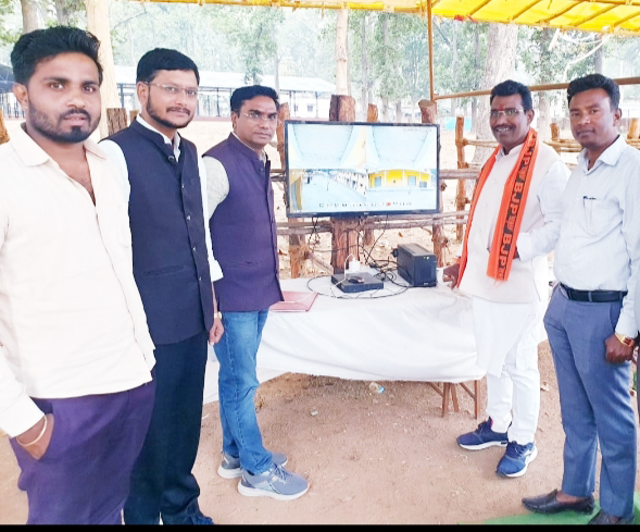 भाजपा प्रत्याशी रोहित ने कार्यकर्ताओं के साथ स्ट्रांग रूम का किया अवलोकन भाजपा प्रत्याशी रोहित ने कार्यकर्ताओं के साथ स्ट्रांग रूम का किया अवलोकन