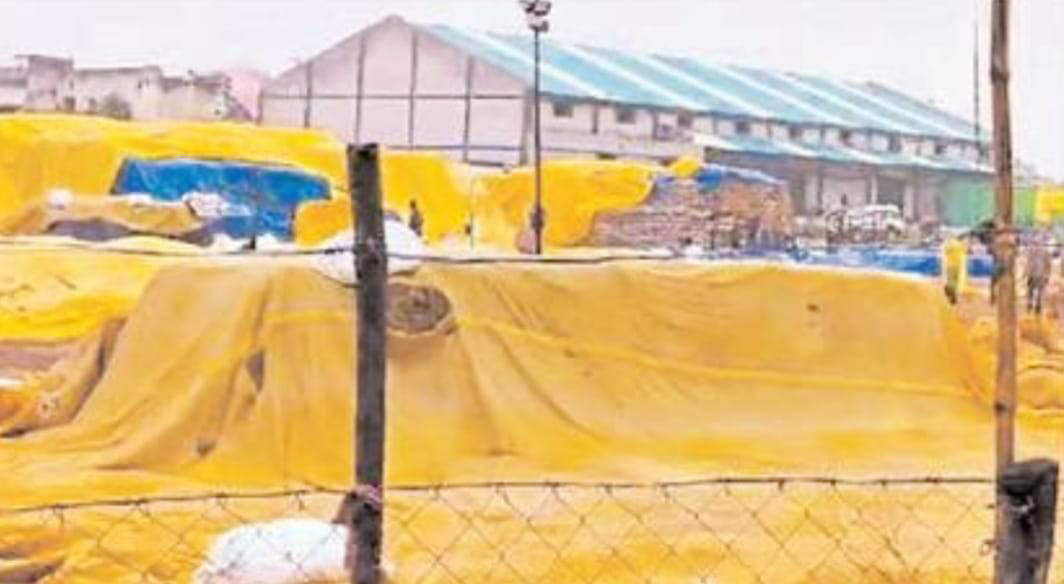 178 किसानों से 6669 क्विंटल धान  की खरीदी बारिश के चलते सिर्फ  21 केंद्रों में ली गई उपज 