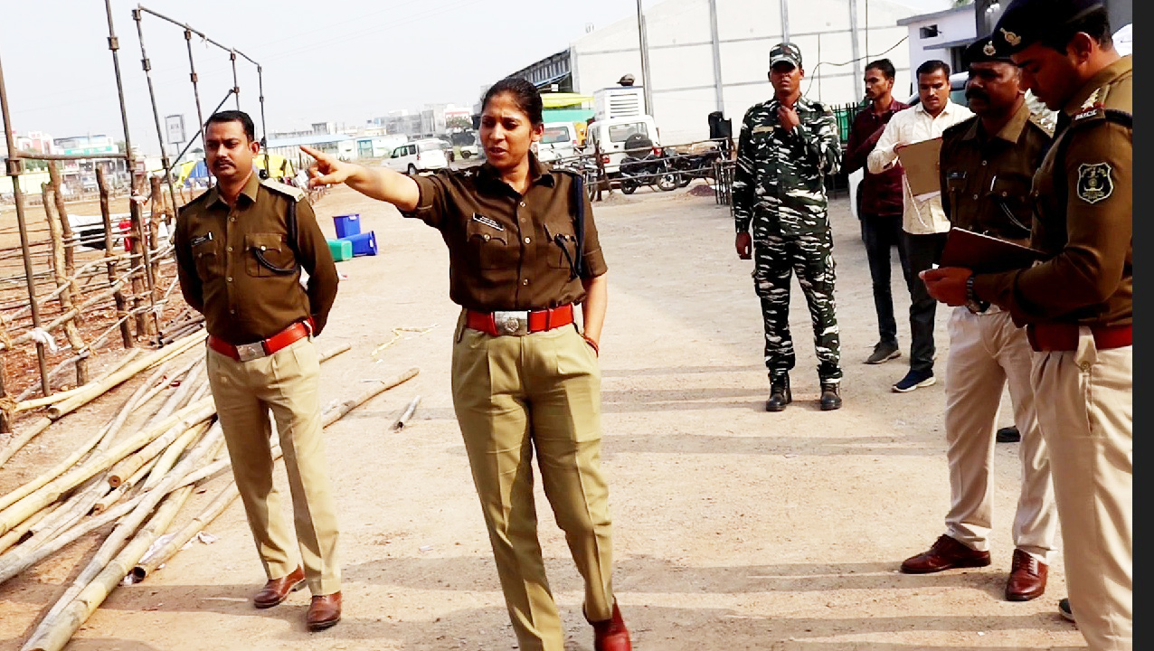 मतगणना स्थल में इलेक्ट्रॉनिक गैजेट लेकर जाने की अनुमति नहीं, एसपी ने लिया जायजा 