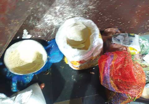 खोडियार स्वीट्स में गन्दगी 10 हजार  का जुर्माना 