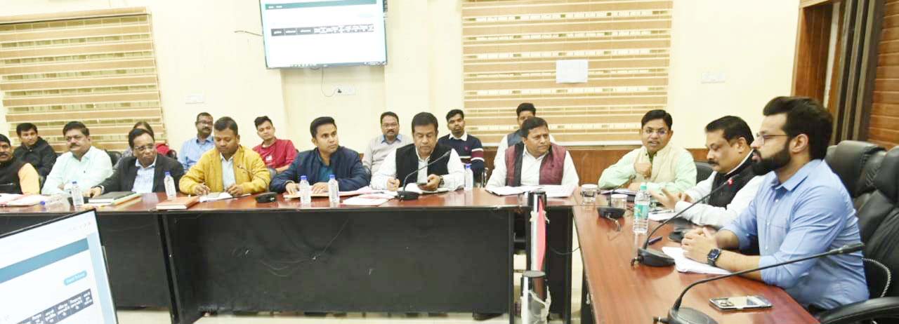 विभागीय कार्यों की ओर लौटे अफसर