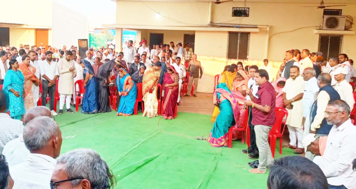 धनवर्षा, भीतरघात और अतिआत्मविश्वास बना हार का कारण