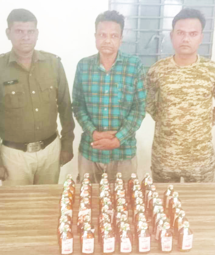 आबकारी एक्ट के दो प्रकरण में अवैध शराब जब्त 