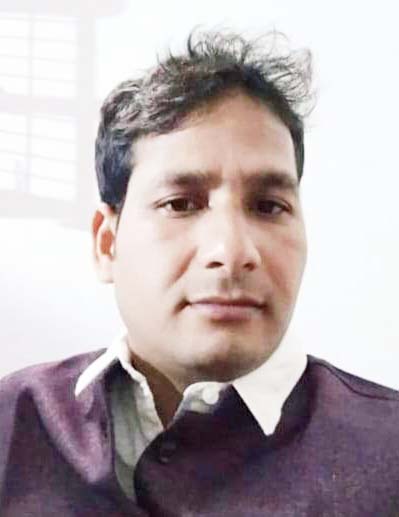 पटवारी पर किसानों से पैसे मांगने का आरोप