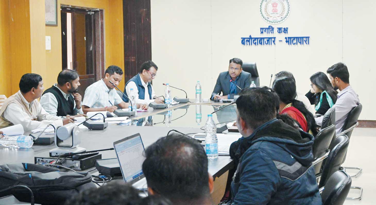 जल जीवन मिशन की समीक्षा, 40 से अधिक ठेकेदारों को नोटिस  