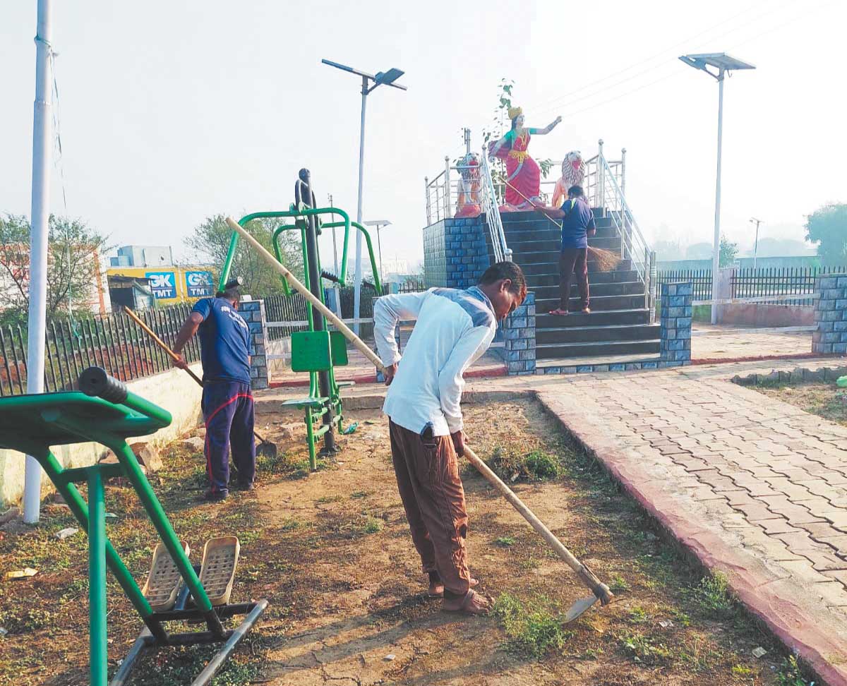 नगर में चला स्वच्छता अभियान
