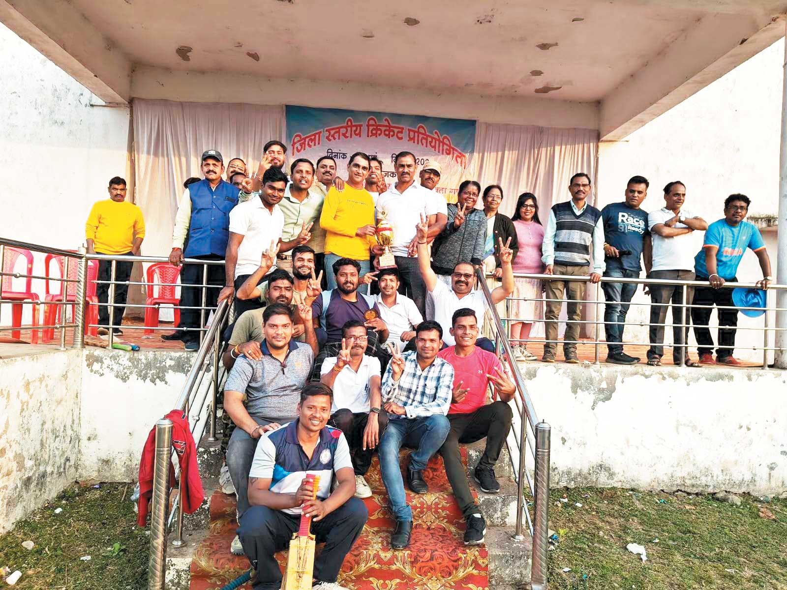 क्रिकेट में अधिवक्ता एकादश विजेता