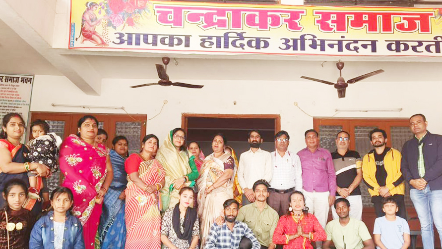 कुर्मी आइडल नृत्य के लिए कुरुद में ऑडिशन