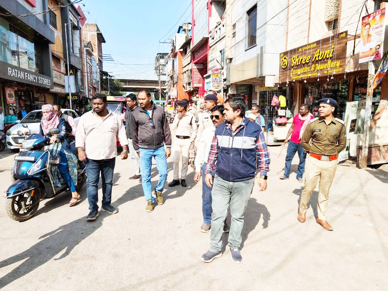 अतिक्रमण हटाने निगम में दल गठित अतिक्रमण हटाने निगम में दल गठित