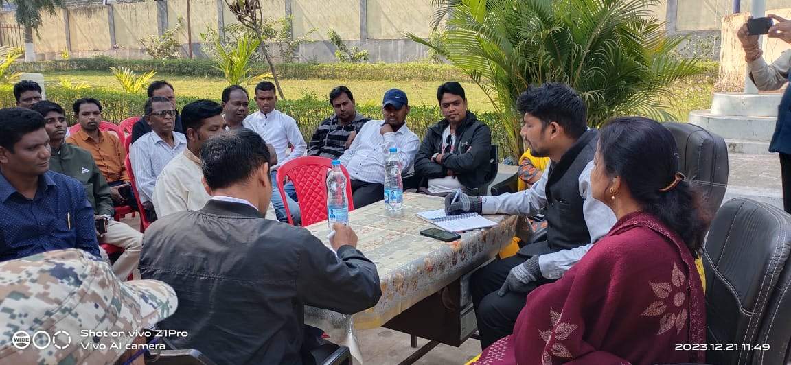 क्रिसमस को ले थाने में शांति समिति की बैठक