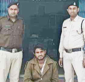 नाबालिग युवती  को भगाने वाला युवक गिरफ्तार