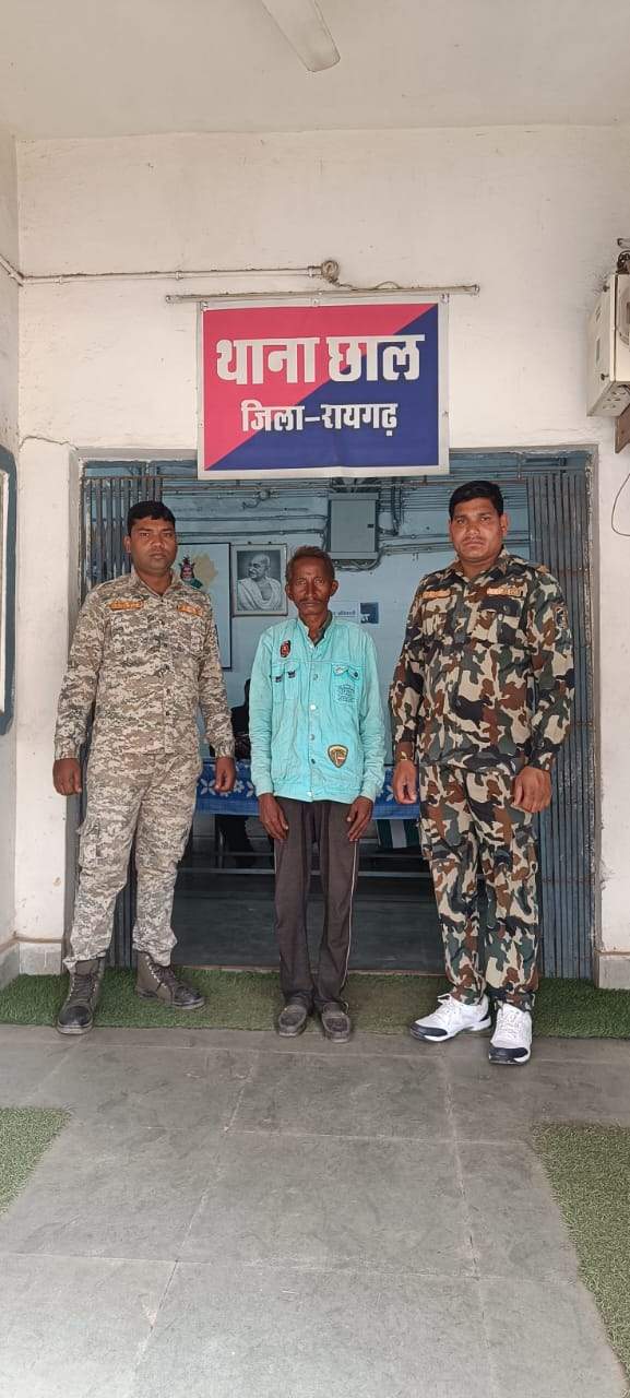 पुरानी रंजिश, अधेड़ की टांगी मारकर हत्या, गिरफ्तार पुरानी रंजिश, अधेड़ की टांगी मारकर हत्या, गिरफ्तार