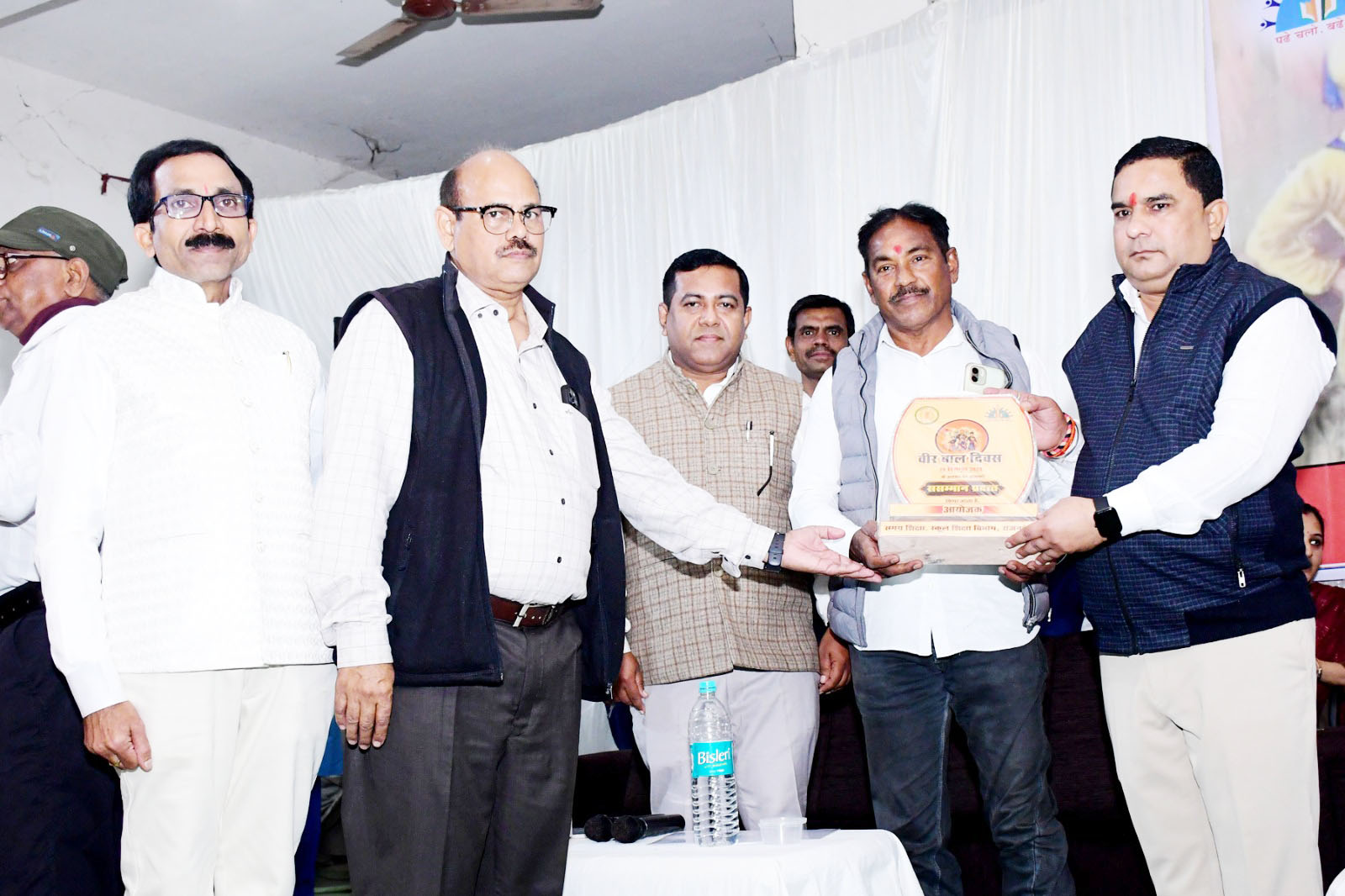 शहादत दिवस पर जिला स्तरीय वीर  बाल दिवस का आयोजन