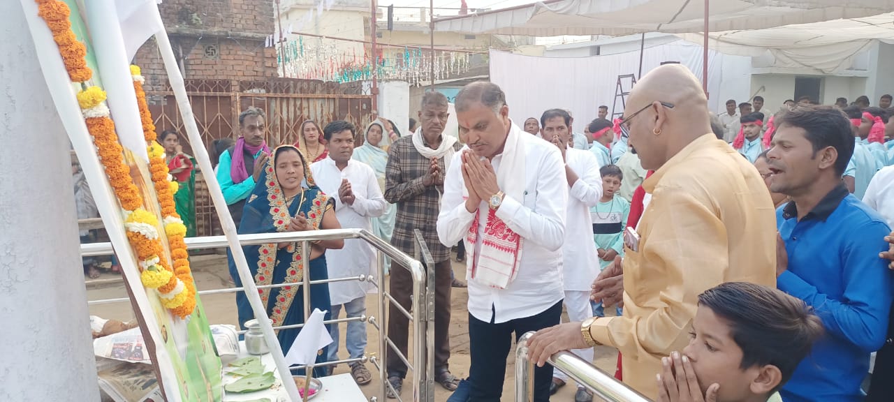 पूर्व सांसद विविध आयोजनों में हुए शामिल