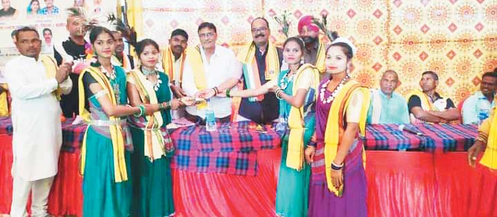 शहीद वीरनारायण सिंह साहस और वीरता के प्रतिमूर्ति थे-सतीश