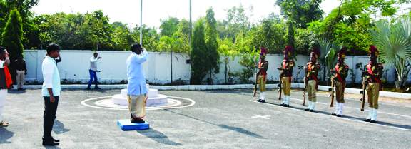 मंत्री केदार कश्यप का सम्मान 