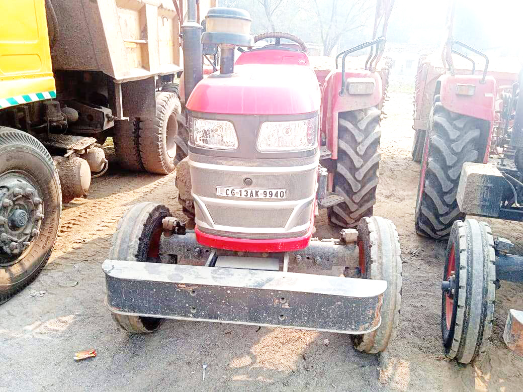 अवैध खनिज परिवहन,  4 वाहन जब्त