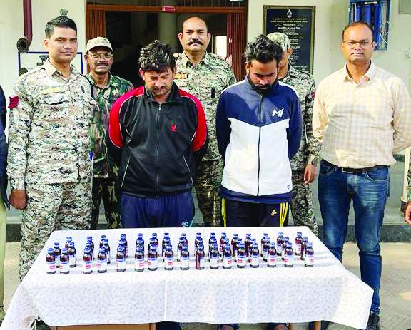 नशीली दवा संग दो गिरफ्तार