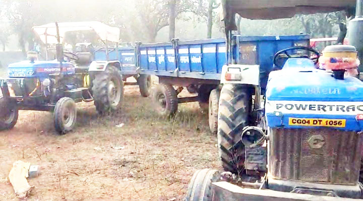नर्सरी में छापामार, 4 ट्रैक्टर-ट्रॉली को तर्री डीपो लेकर पहुंची टीम