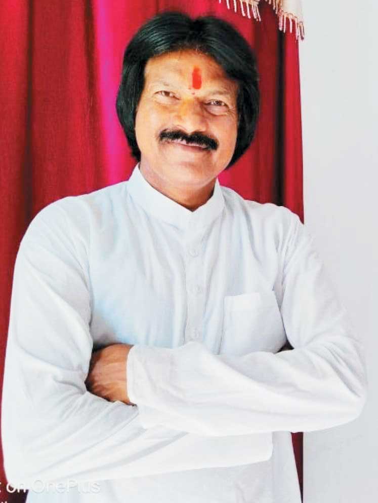 शिक्षा मंत्री बनने पर बृजमोहन को शिक्षक संघ ने दी बधाई शिक्षा मंत्री बनने पर बृजमोहन को शिक्षक संघ ने दी बधाई