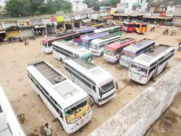 नए कानून का विरोध, ड्राइवरों की हड़ताल