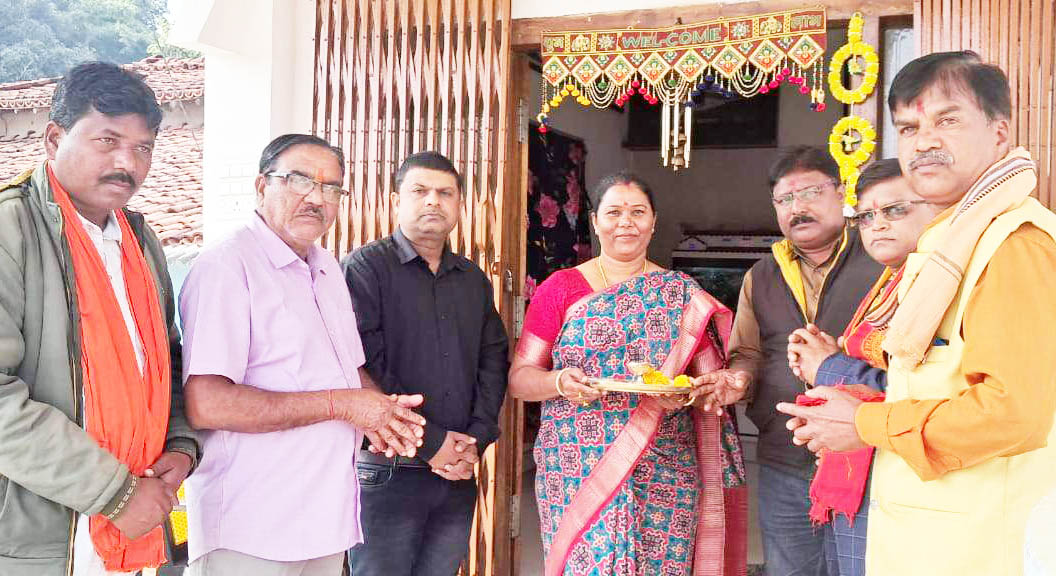 अयोध्या मंदिर के प्राण प्रतिष्ठा का पहला निमंत्रण गोमती साय को