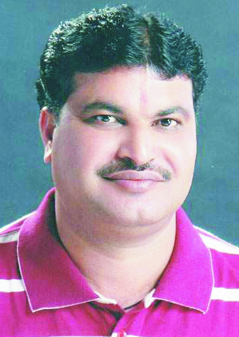 पूर्व सांसद ने रसोईयों को लंबित राशि दिलाने की पहल पूर्व सांसद ने रसोईयों को लंबित राशि दिलाने की पहल