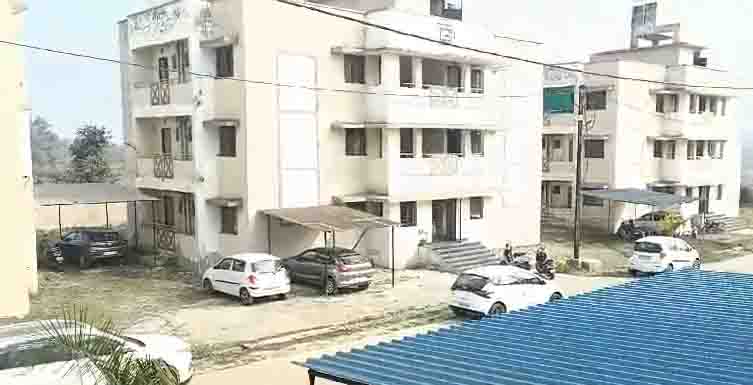 7 घरों के ताले टूटे, नगदी-जेवर की चोरी