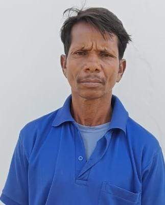 बस में आगजनी व हत्या में शामिल 2 नक्सली गिरफ्तार बस में आगजनी व हत्या में शामिल 2 नक्सली गिरफ्तार