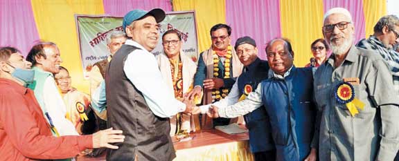 चंद्रिका को पदुमलाल पुन्नालाल बख्शी पत्रकारिता साहित्य सम्मान