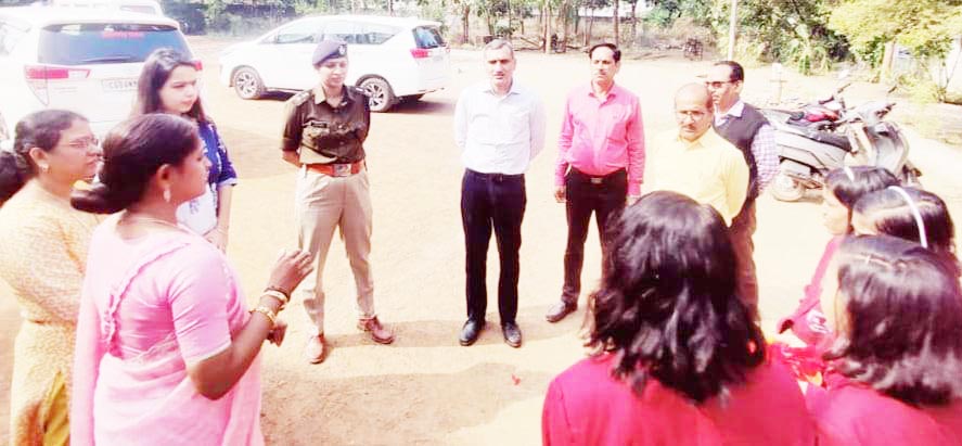 कस्तूरबा छात्रावास में गुणवत्ता भोजन व सफाई के दिए निर्देश 