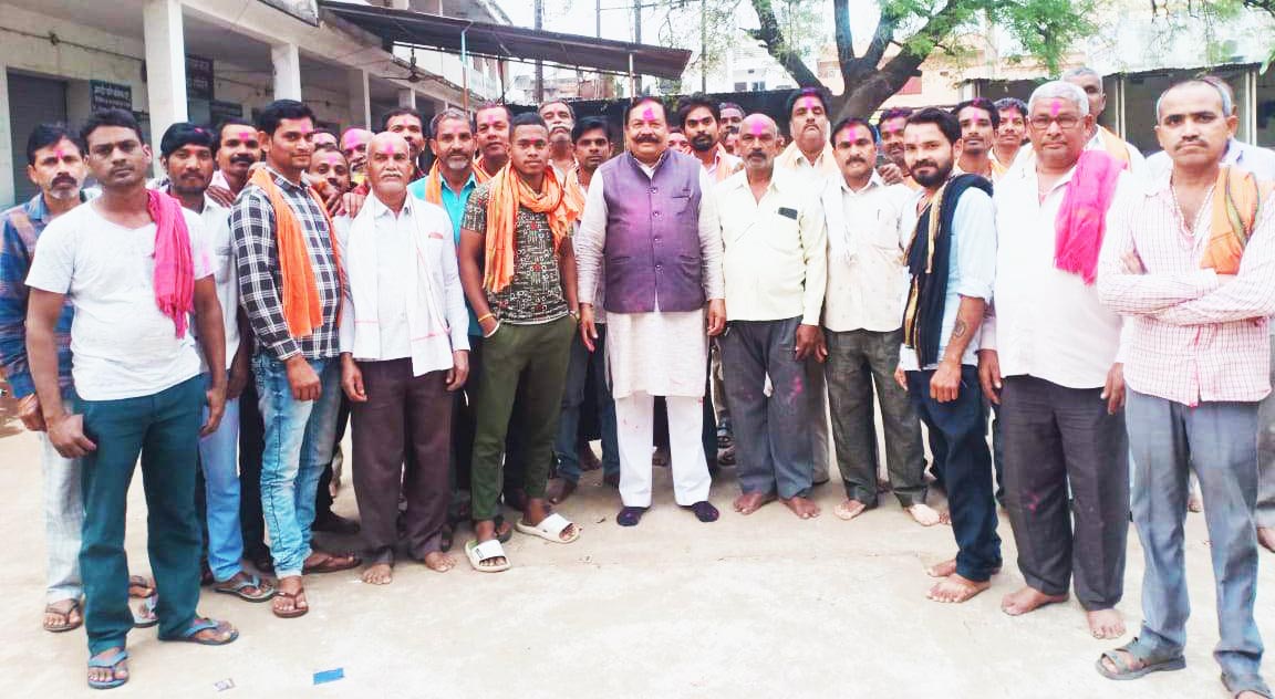 मेघनाथ बने तौलैया हमाल संघ के अध्यक्ष मेघनाथ बने तौलैया हमाल संघ के अध्यक्ष