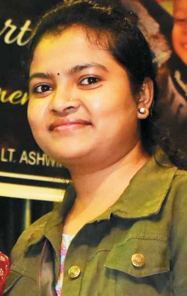 शिक्षिका प्रज्ञा सिंह का सिविल जज के पद पर चयन