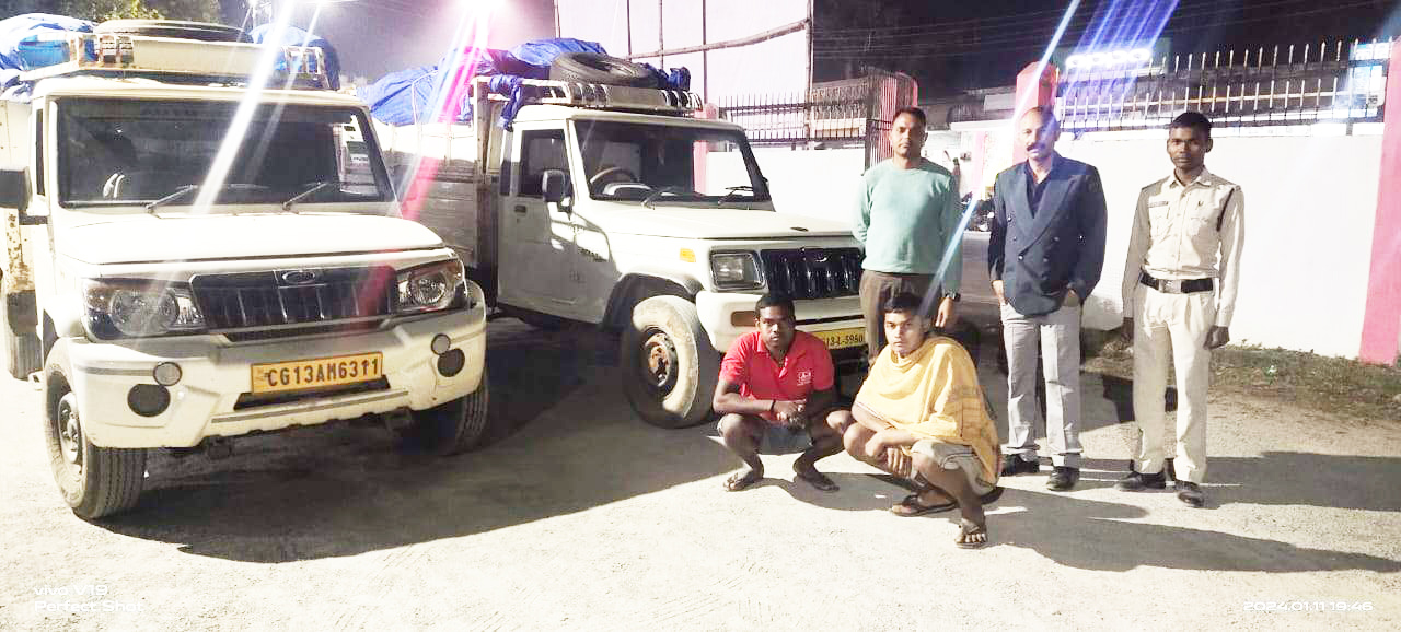 अवैध धान परिवहन, दो वाहन जब्त अवैध धान परिवहन, दो वाहन जब्त