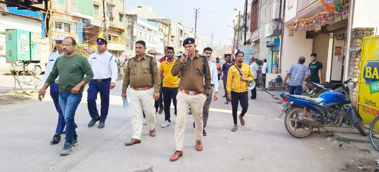 सत्तीगुडी चौक से कोतरा थाने तक अतिक्रमण हटा सत्तीगुडी चौक से कोतरा थाने तक अतिक्रमण हटा