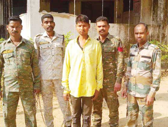 मोबाइल चोरी का आरोपी गिरफ्तार