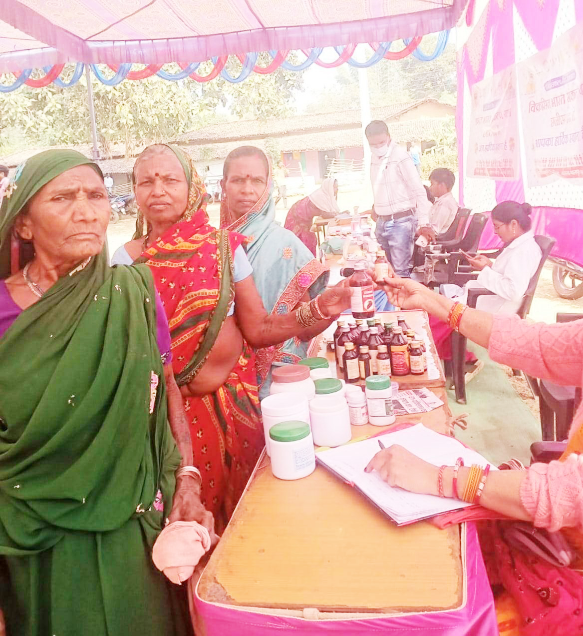 9 पंचायतों में भारत संकल्प यात्रा शिविर का आयोजन 9 पंचायतों में भारत संकल्प यात्रा शिविर का आयोजन