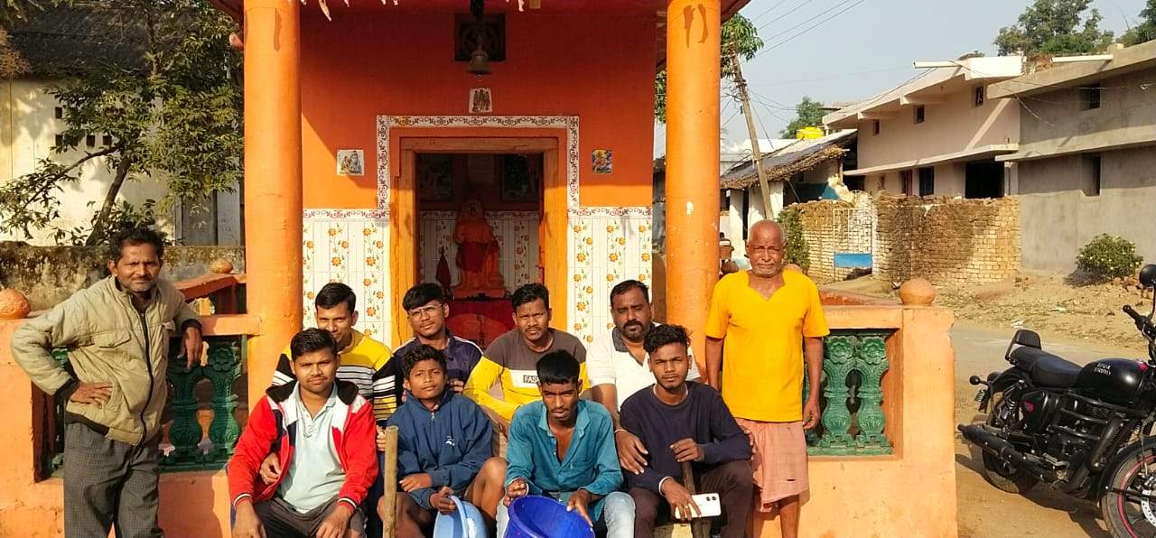 मंदिरों में सफाई अभियान 