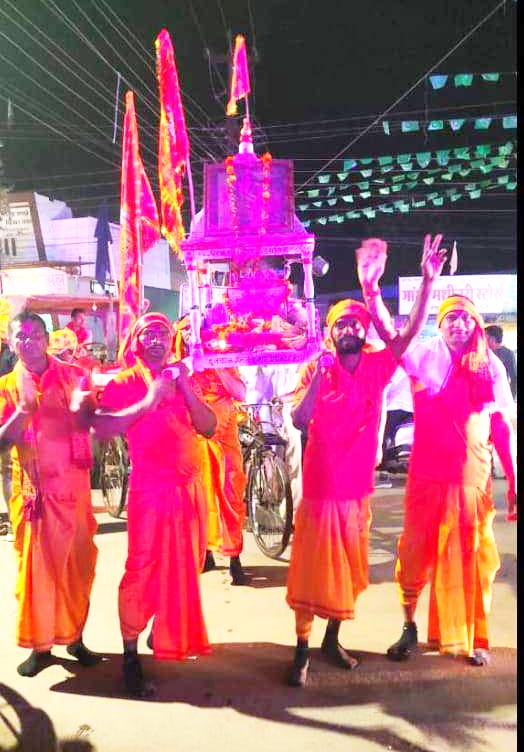 निषाद समाज ने मनाई भक्त गुहा जयंती निषाद समाज ने मनाई भक्त गुहा जयंती
