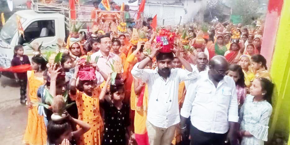 अक्षत कलश यात्रा निकाली अक्षत कलश यात्रा निकाली