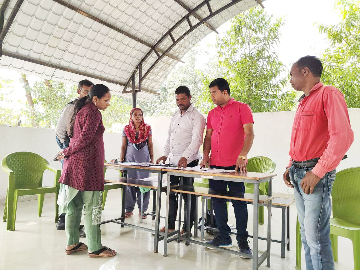 उपायुक्त ने निर्वाचक नामावली के शुद्धिकरण के दिए निर्देश