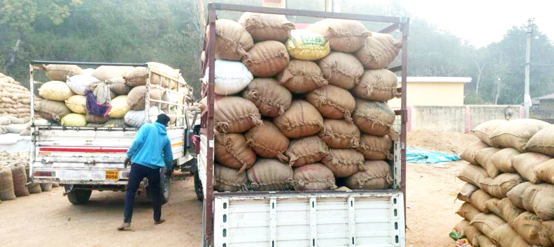 अवैध धान परिवहन, 2 वाहन जब्त