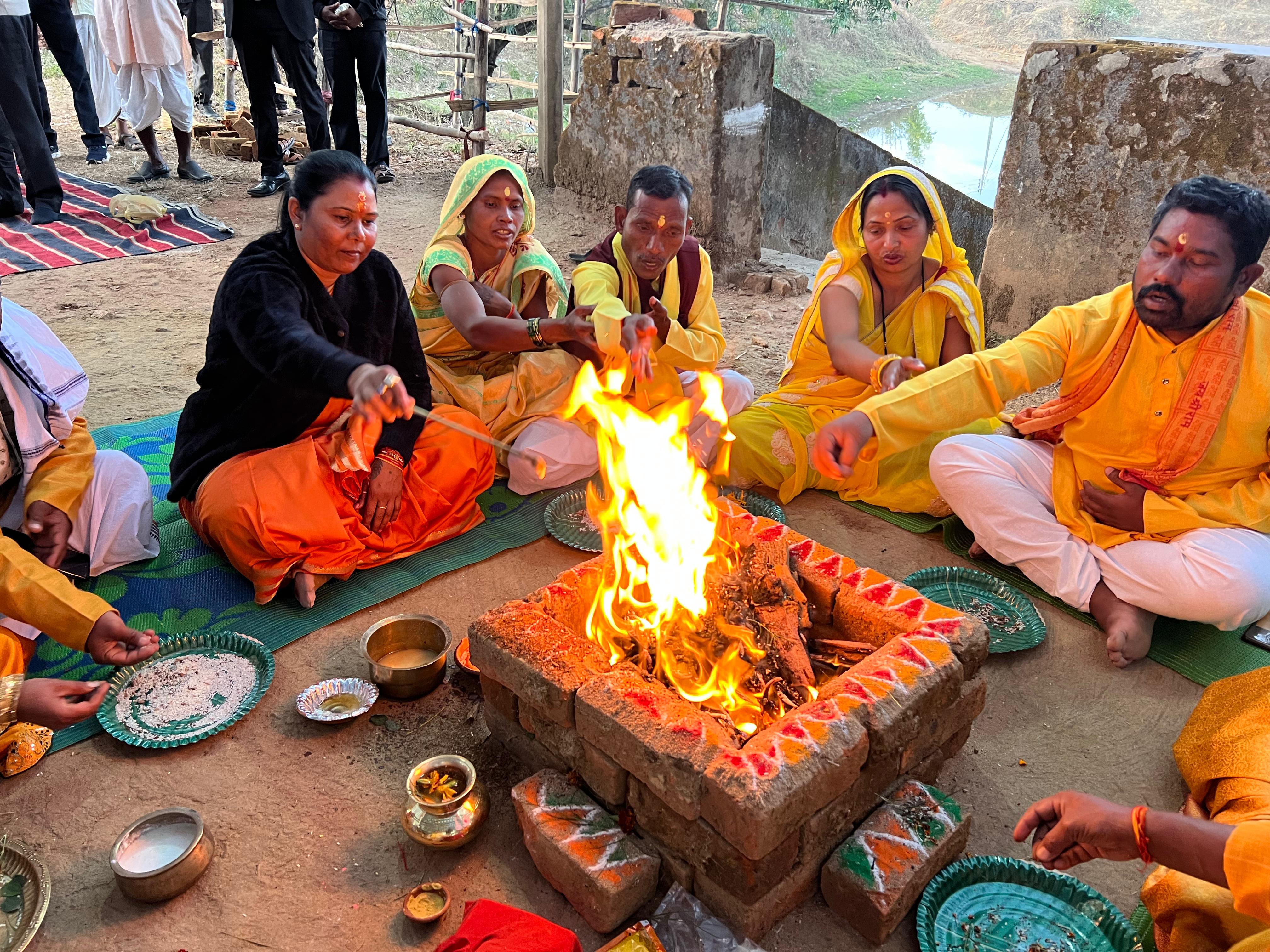 राममय हुआ पत्थलगांव, मंदिर व घरों में जले आस्था के दीप, जगह-जगह  आयोजन