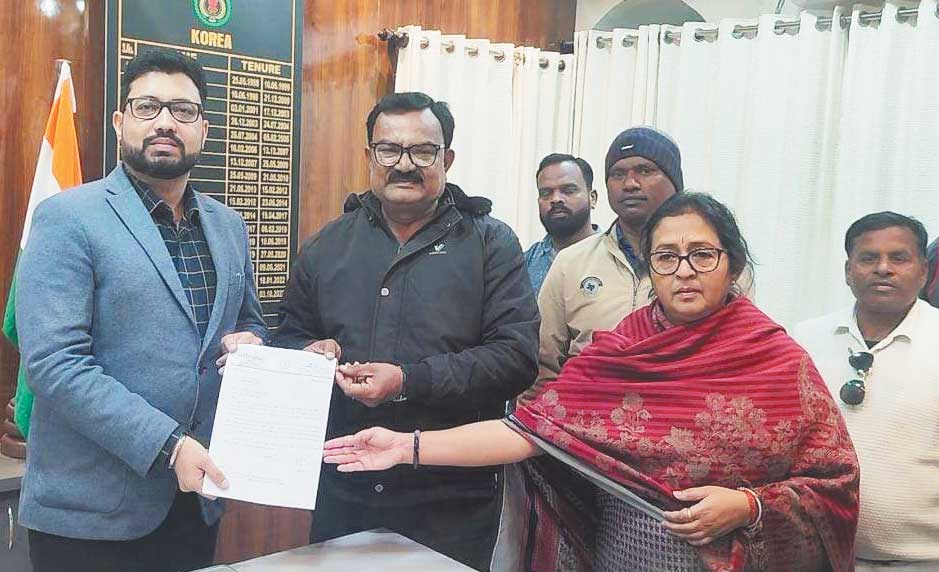 धान खरीदी की तिथि बढ़ाने की मांग, कांग्रेस ने सीएम के नाम सौंपा ज्ञापन