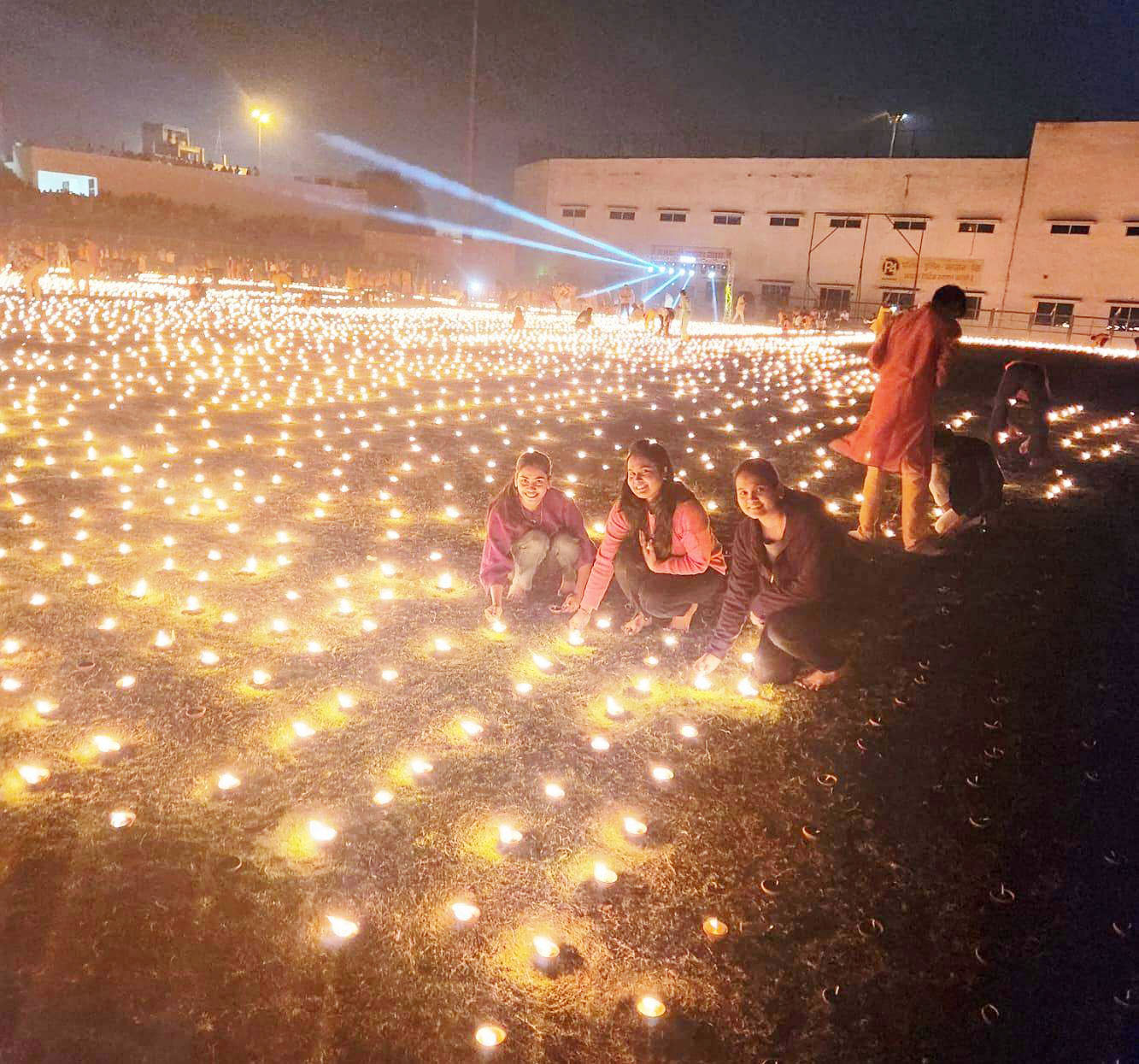 पांच लाख दीपोत्सव  यूएसए वल्र्ड रिकॉर्ड में दर्ज