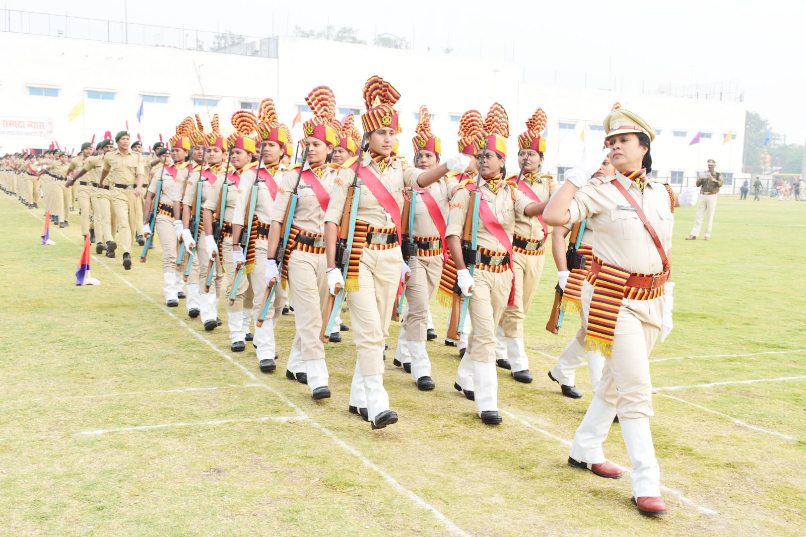 कल शान से लहराएगा तिरंगा