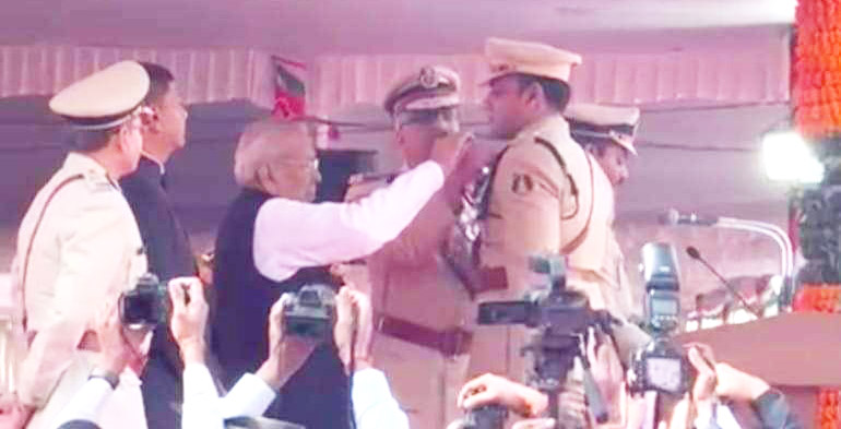 एसपी गर्ग को तीसरी बार पुलिस वीरता पदक